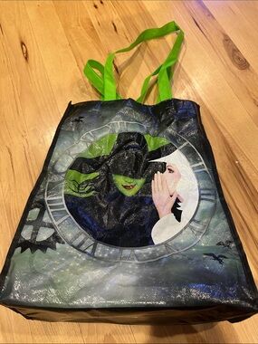 Wicked the musical official tote bag from the Gershwin 🎭 theater